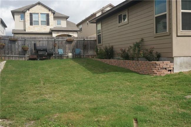 View of yard | Image 11