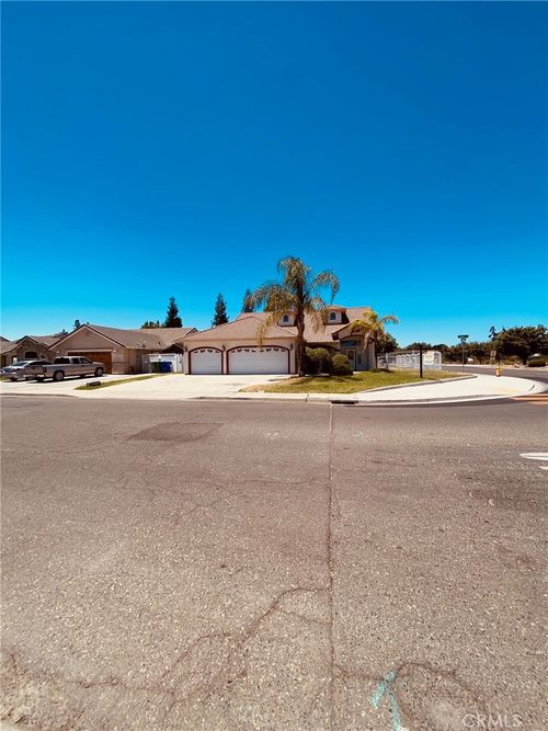 1881 Valley St, Atwater, CA, 95301-4264 | Card Image