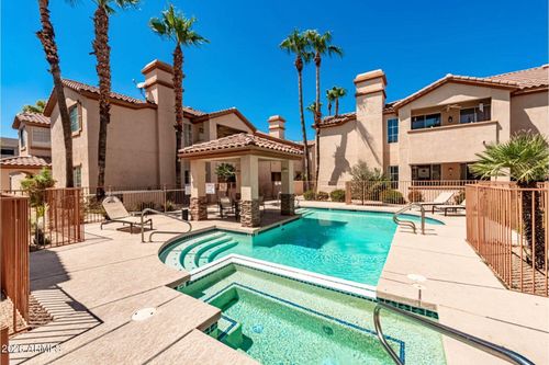 214a-2992 N Miller Rd, Scottsdale, AZ, 85251-6932 | Card Image