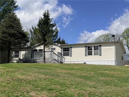 381 Wilson Rd, Avonmore, PA, 15618-1290 | Card Image
