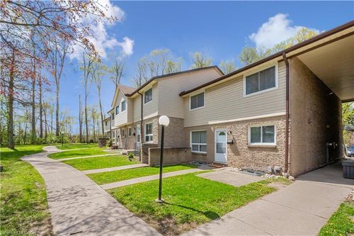 13-453 Albert St, Waterloo, ON, N2L5A7 | Card Image