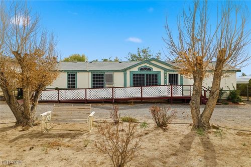 201 E Stagecoach Rd, Pahrump, NV, 89060-3361 | Card Image