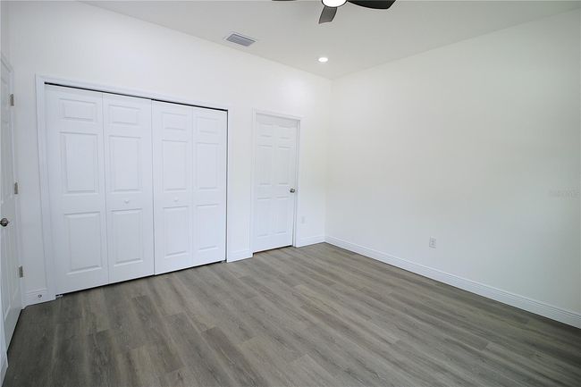 16. Master Bedroom | Image 18