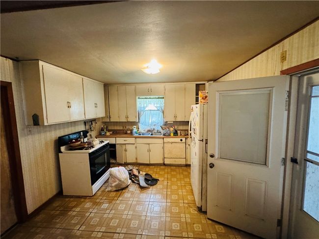 120 Orange St, House other with 3 bedrooms, 2 bathrooms and null parking in Mathis TX | Image 13