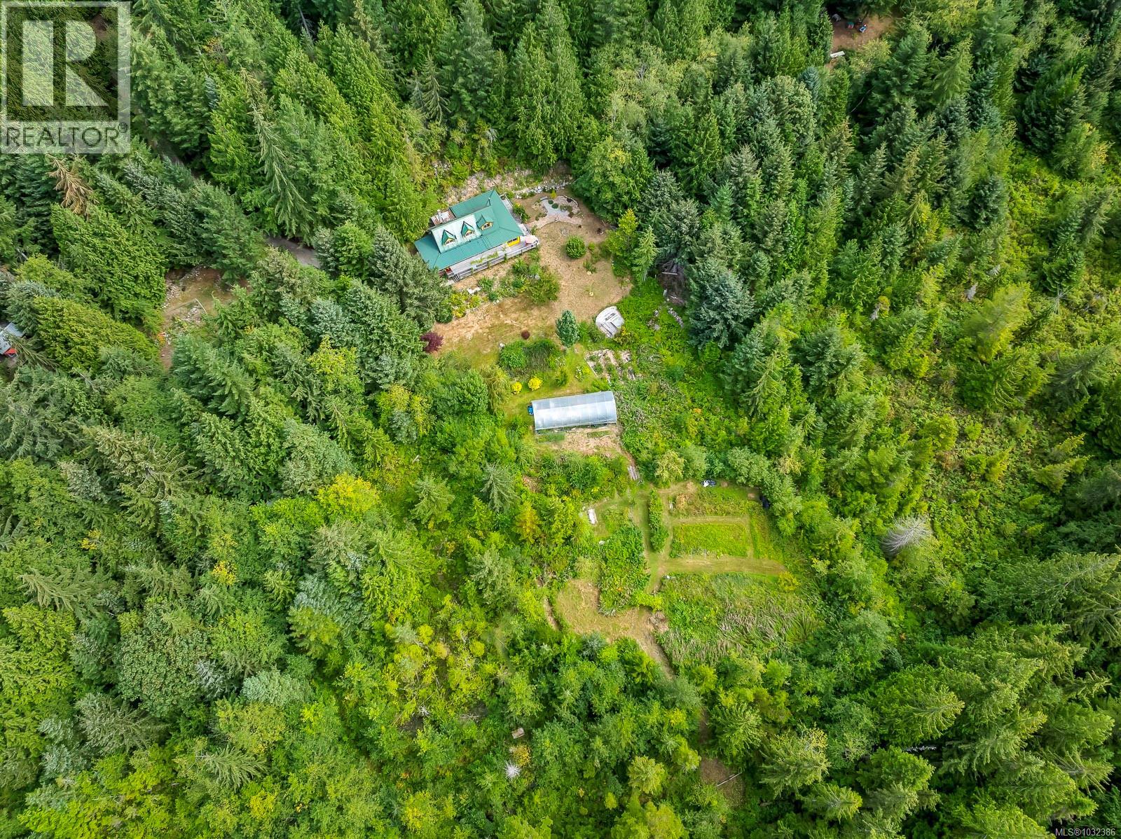 Residential in Cortes Island 3