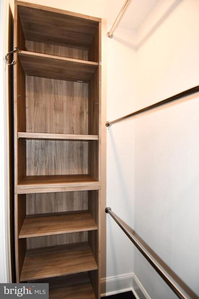 APT-3 - 719 12 Th St Se, Condo with 2 bedrooms, 3 bathrooms and null parking in WASHINGTON DC | Image 36