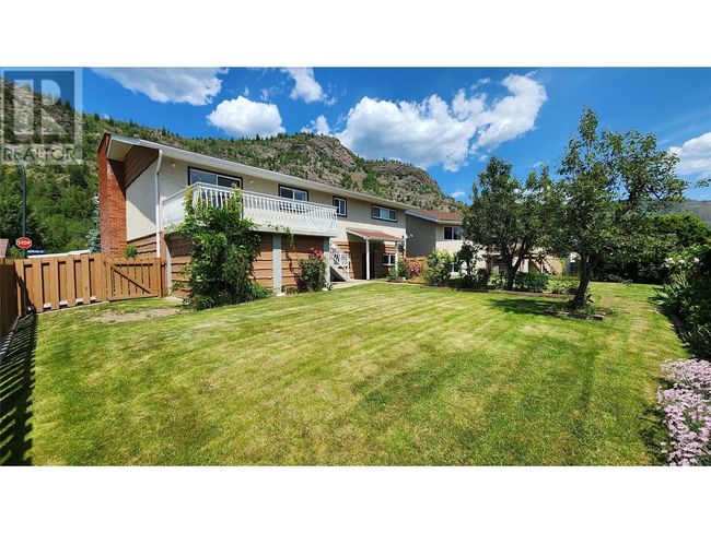 3900 Woodland Dr, House other with 3 bedrooms, 3 bathrooms and 3 parking in Trail BC | Image 40