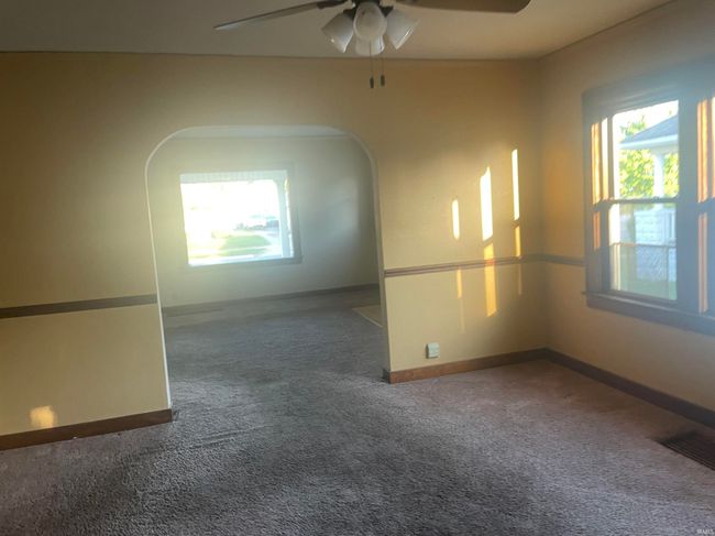 1611 S Washington St, House other with 2 bedrooms, 2 bathrooms and null parking in Kokomo IN | Image 6