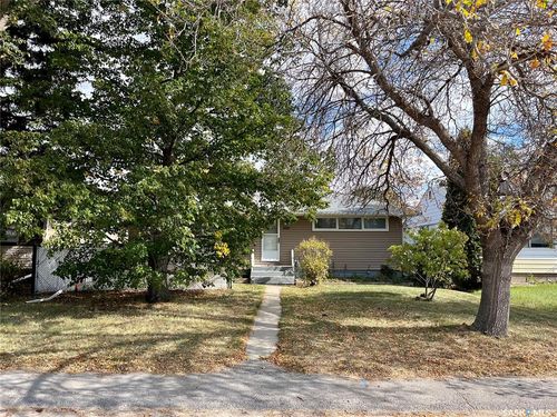 2535 Rothwell St, Regina, SK, S4N2C9 | Card Image