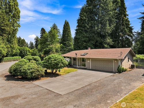 5815 7th Ave Se, Lacey, WA, 98503-1203 | Card Image