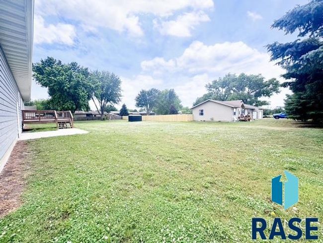 415 Elm St, House other with 3 bedrooms, 2 bathrooms and null parking in Lennox SD | Image 27