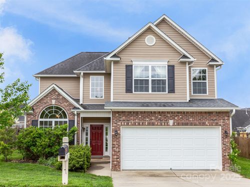 85 Lumber River Rd, Fletcher, NC, 28732-7904 | Card Image