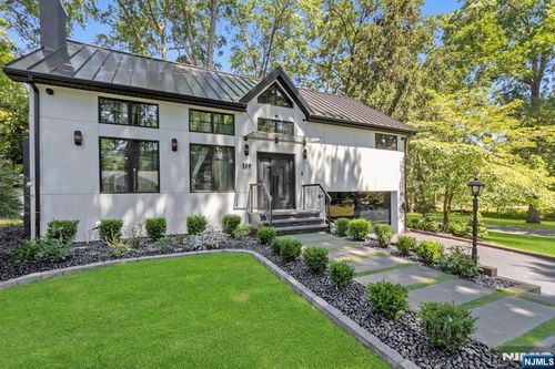 159 Delaware Ave, Haworth, NJ, 07641-1327 | Card Image