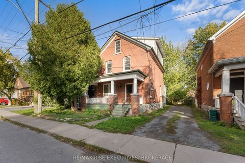 539 Albert St, Kingston, ON, K7K4M5 | Card Image