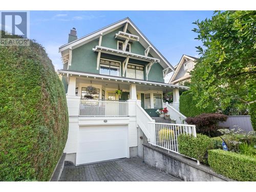 1813 Macdonald St, Vancouver, BC, V6K3X7 | Card Image