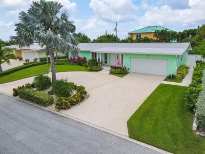 420 Sunset Way, House other with 3 bedrooms, 2 bathrooms and null parking in Juno Beach FL | Image 2