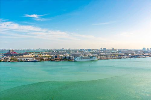 apt-2701-848 Brickell Key Dr, Miami, FL, 33131-3705 | Card Image