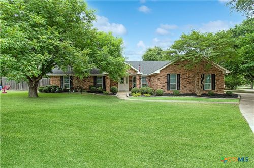 1600 Stagecoach Cir, Salado, TX, 76571-5679 | Card Image