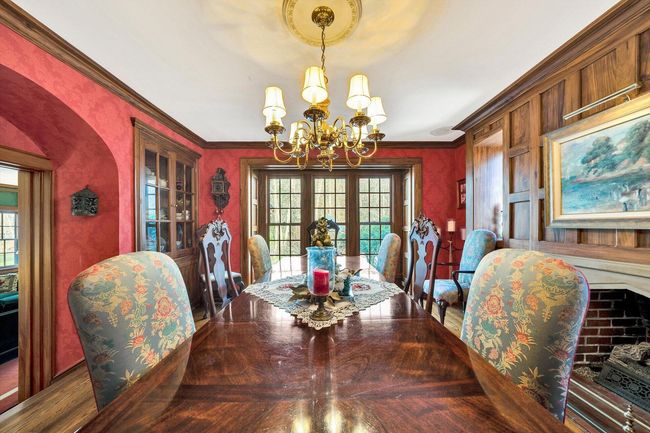 Dining | Image 18