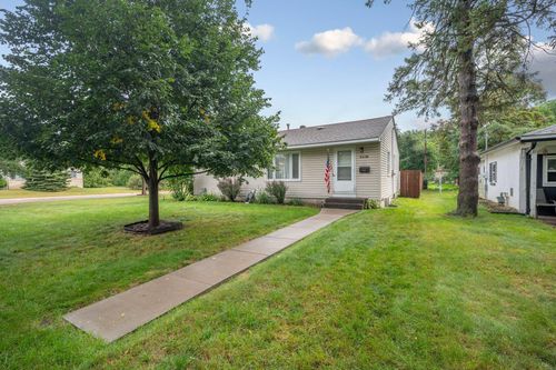 5438 Xenia Ave N, Crystal, MN, 55429-3137 | Card Image