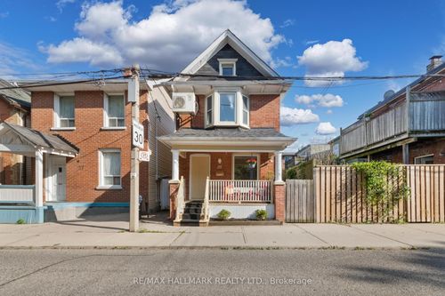 25 Norwood Terr, Toronto, ON, M4E2H2 | Card Image