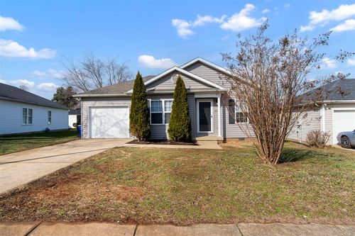 111 Chipley Ct, Bowling Green, KY, 42103-8423 | Card Image
