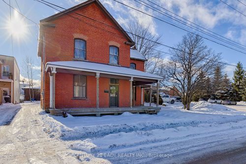 392 Isabella St, Pembroke, ON, K8A5T5 | Card Image