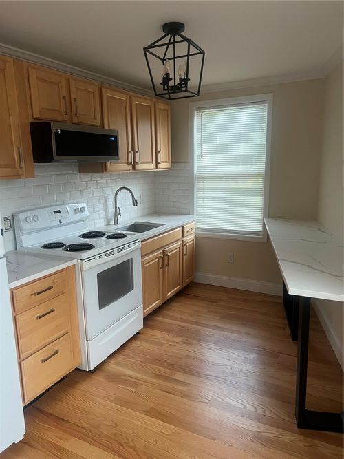 161 Main St, Cold Spring, NY, 10516-2818 | Card Image