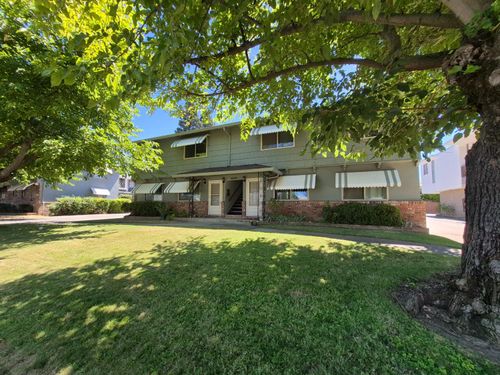4501 Del Rio Road, Sacramento, CA, 95822 | Card Image