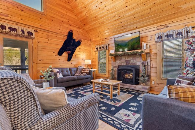 1810 Trout Way, House other with 2 bedrooms, 2 bathrooms and 3 parking in Sevierville TN | Image 8