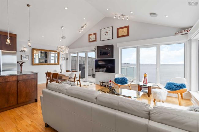 39 Bull Point Rd, House other with 2 bedrooms, 2 bathrooms and 1 parking in Sambro NS | Image 12