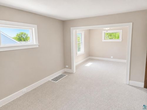 829 Dickerman Ave, Duluth, MN, 55807-1536 | Card Image