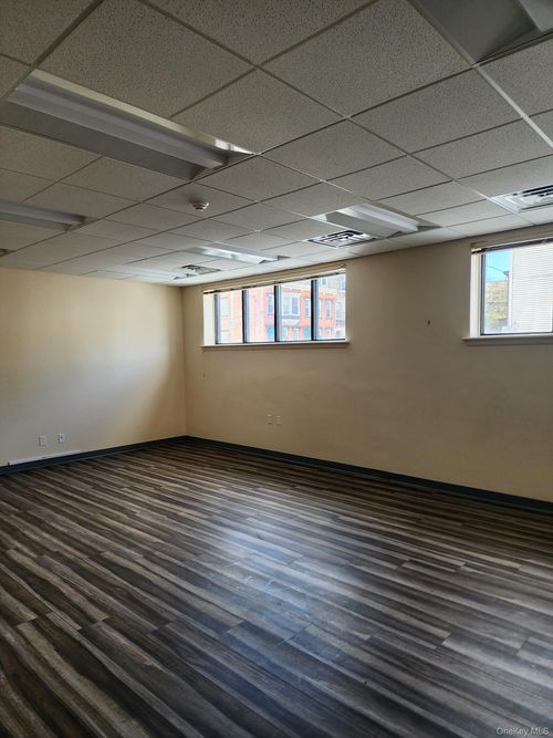 109-303 Mill St, Poughkeepsie, NY, 12601-3181 | Card Image