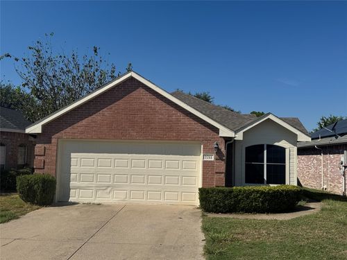 2211 Brookview Dr, Mckinney, TX, 75072-3849 | Card Image