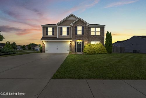 216 Round Rock Dr, Shepherdsville, KY, 40165-5686 | Card Image