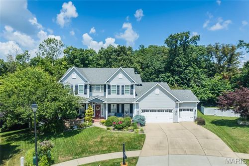 1527 Heather Glen Dr, Lake St Louis, MO, 63367-4241 | Card Image