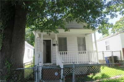 2122 Marshall Avenue, House other with 2 bedrooms, 1 bathrooms and null parking in Newport News VA | Image 1