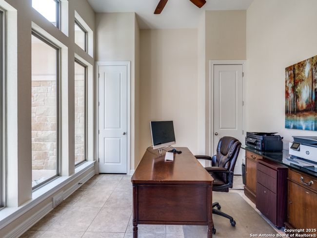 1556 Canyon Lake Dr, House other with 4 bedrooms, 4 bathrooms and null parking in Canyon Lake TX | Image 17