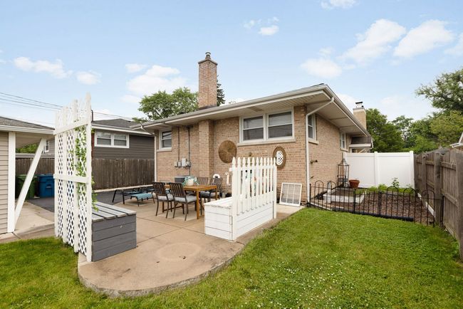 10830 S Tripp Ave, House other with 3 bedrooms, 2 bathrooms and 2 parking in Oak Lawn IL | Image 26
