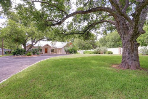 1440 Flite Acres Rd, Wimberley, TX, 78676-5405 | Card Image