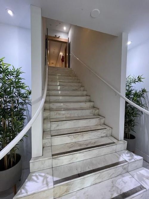 apt-204-700 16th St, Miami Beach, FL, 33139-2883 | Card Image