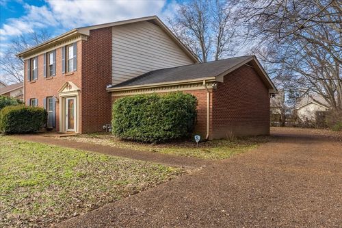 7500 Old Harding Pike, Nashville, TN, 37221-3302 | Card Image