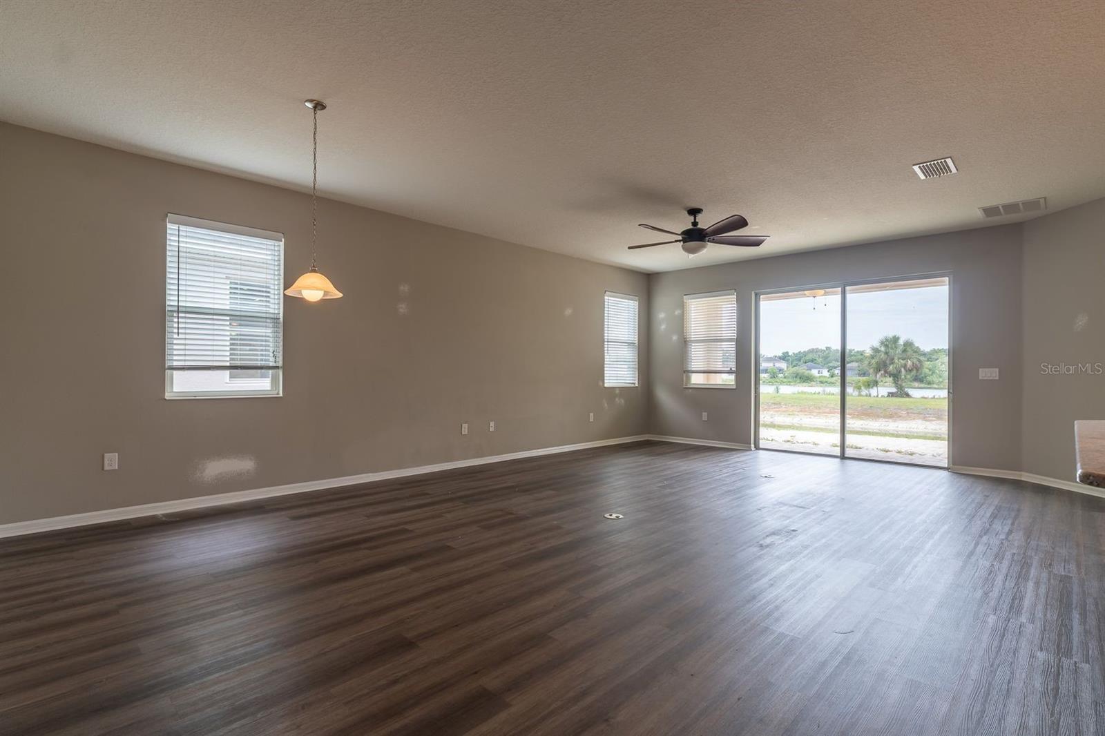 Residential in RIVERVIEW 2
