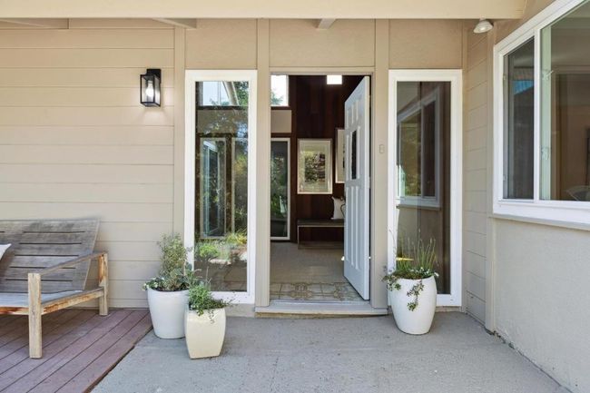 10605 Berkshire Dr, House other with 4 bedrooms, 4 bathrooms and 4 parking in Los Altos Hills CA | Image 8