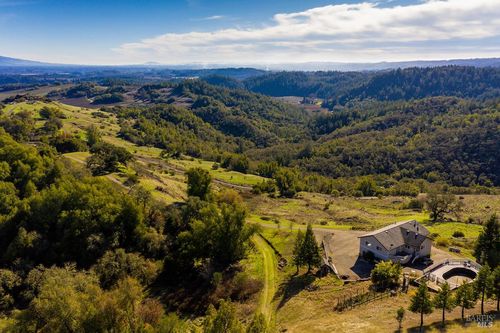 2365 Sweetwater Springs Rd, Healdsburg, CA, 95448-9371 | Card Image