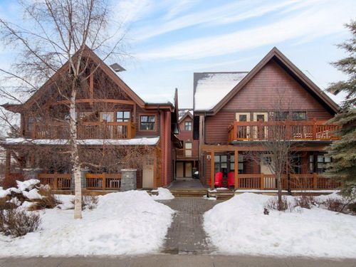 203-201 Muskrat St, Banff, AB, T1L1E7 | Card Image