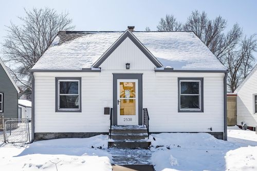 2538 4th Ave E, North Saint Paul, MN, 55109-3022 | Card Image