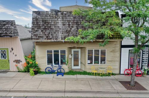208 N Cascade St, Osceola, WI, 54020-7001 | Card Image