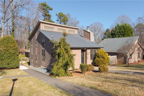 1884 Stonewood Dr, Winston Salem, NC, 27103-4758 | Card Image
