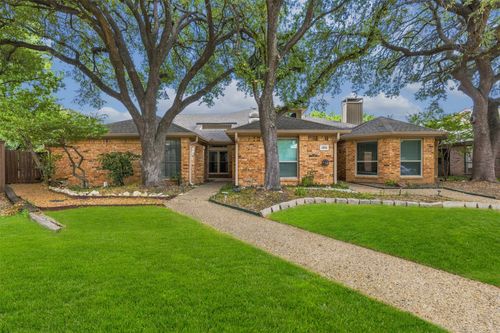 14826 Sopras Cir, Addison, TX, 75001-4411 | Card Image